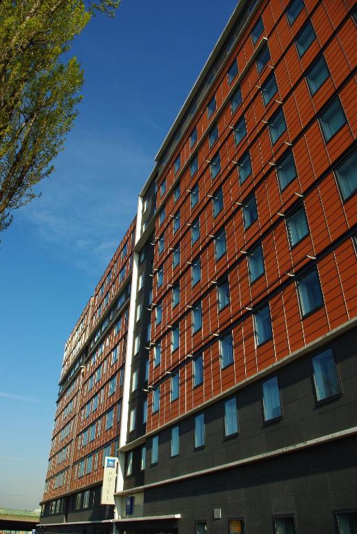 Greet Hotel Paris Porte De La Chapelle - Arena Saint-Denis  Exterior foto